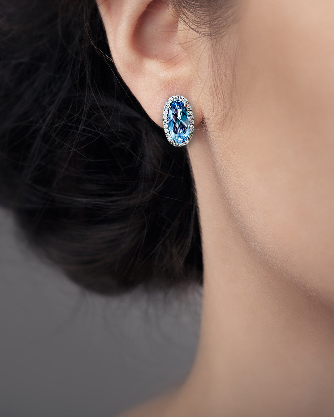 Aqua Blue Spinel Earrings – Oval, 14K White Gold, 11x5 mm