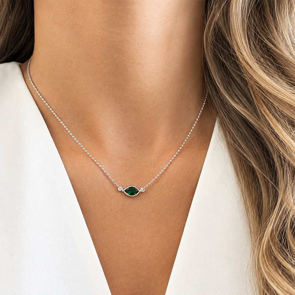 Emerald Chain Necklace – Flame, 14K White Gold