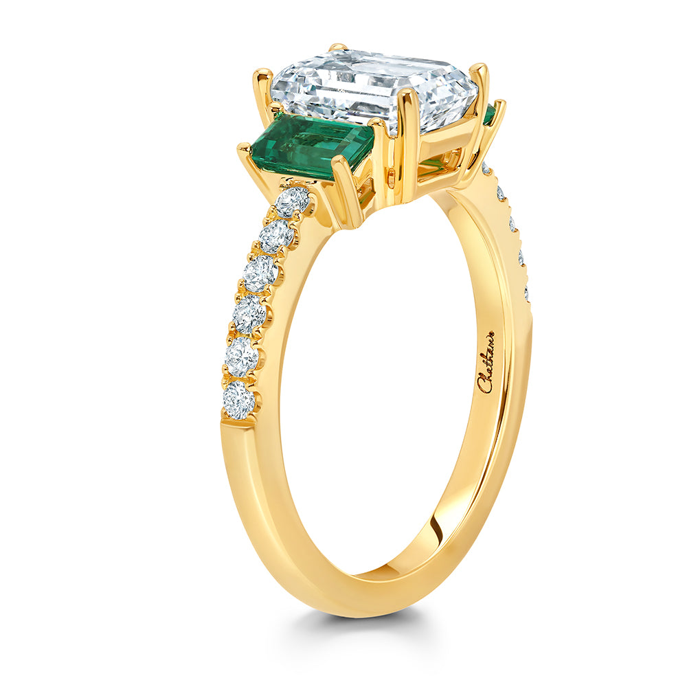 Diamond & Emerald Ring