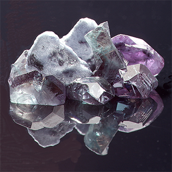 Growth of Alexandrite begins