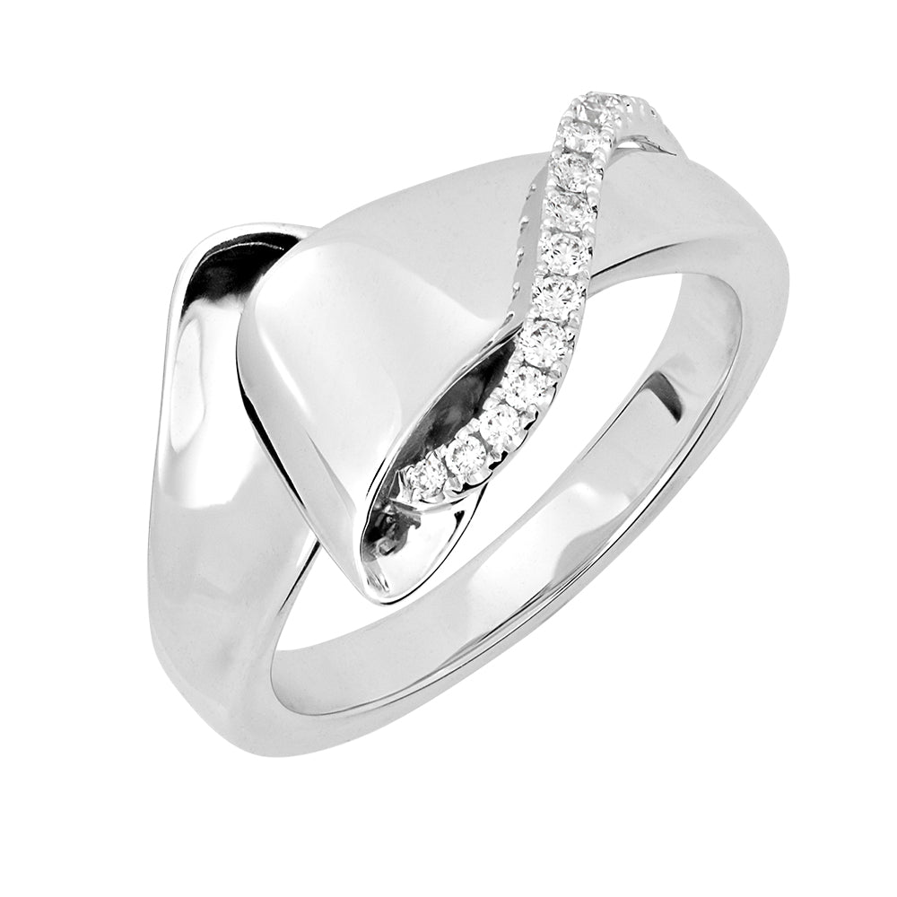 Chatham lab-grown diamond ring, style FDR13981W